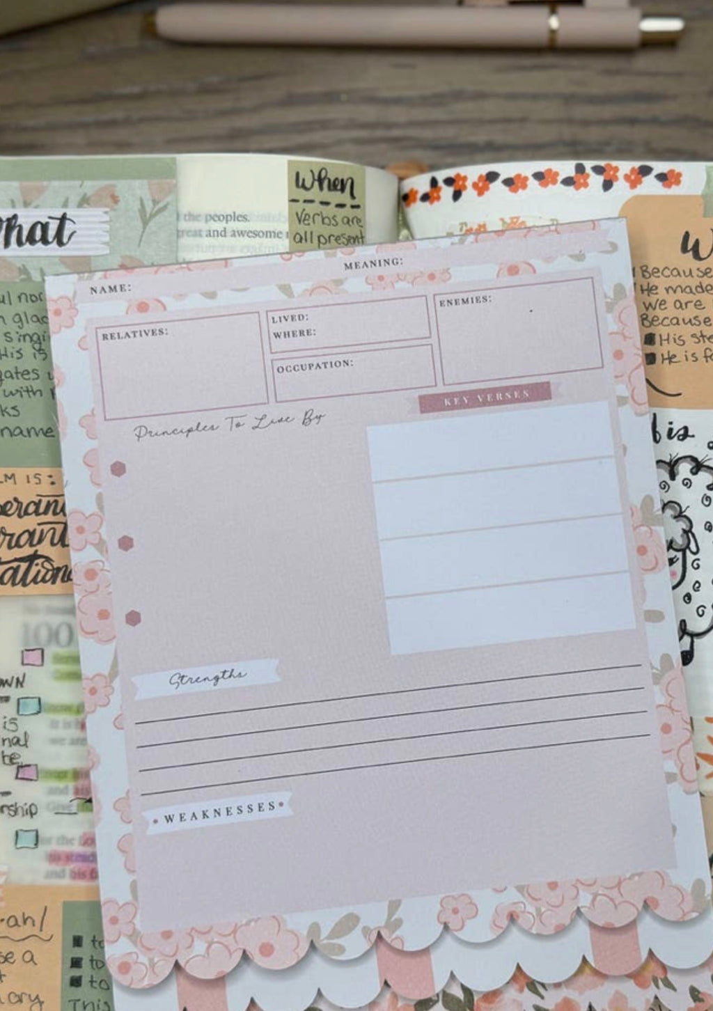 Christian Bible Journaling Tip in Notepad - Peach